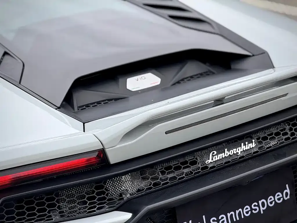 Lamborghini Huracan 2021 из CN, фото 8