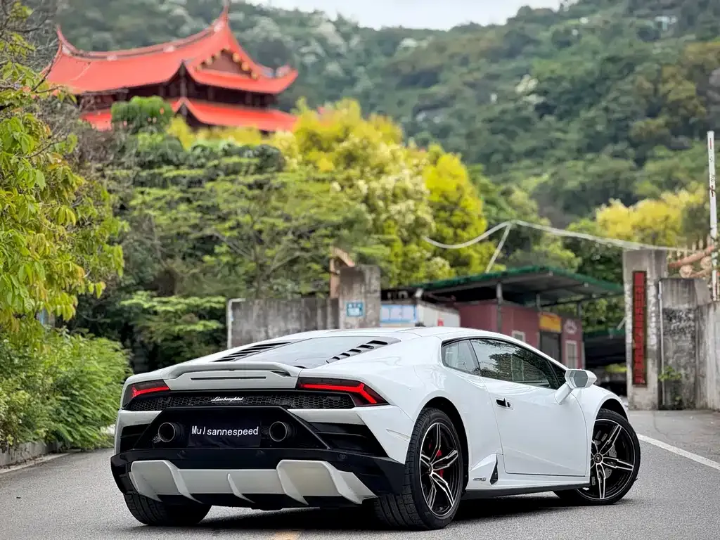 Lamborghini Huracan 2021 из CN, фото 7