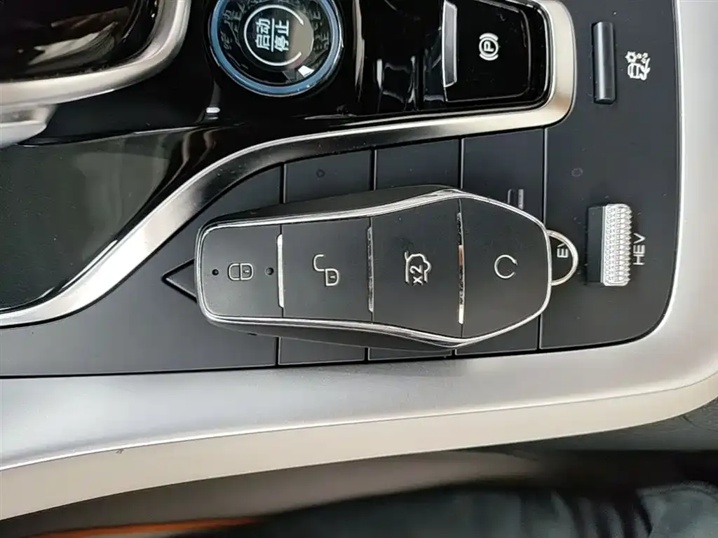 BYD Pro New Energy — фото 2