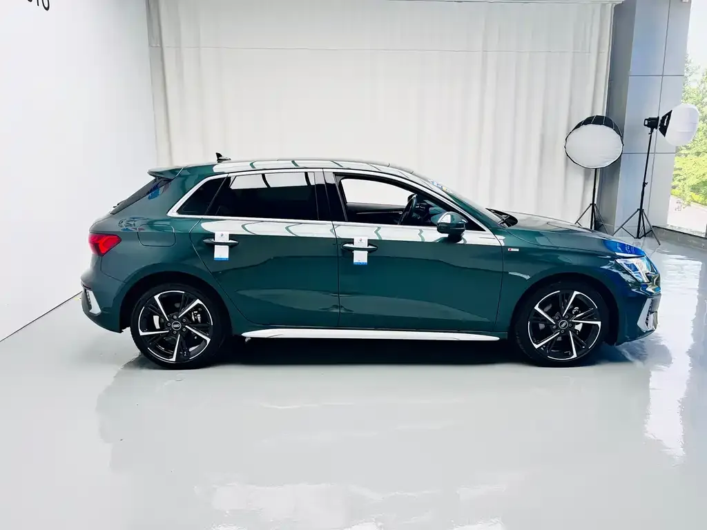 Audi A3 — фото 2