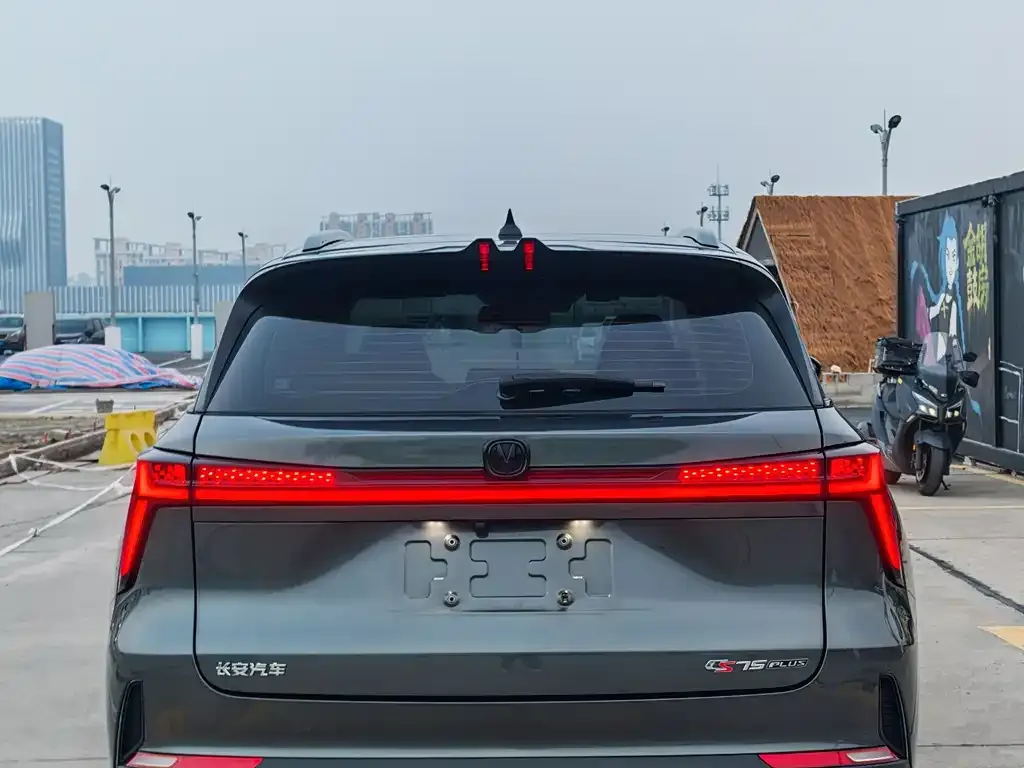 Changan CS75PLUS 2023 из CN, фото 2