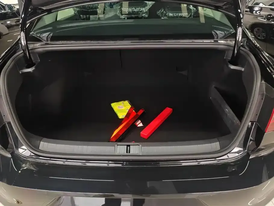 Volkswagen Magotan 2026 из CN, фото 8