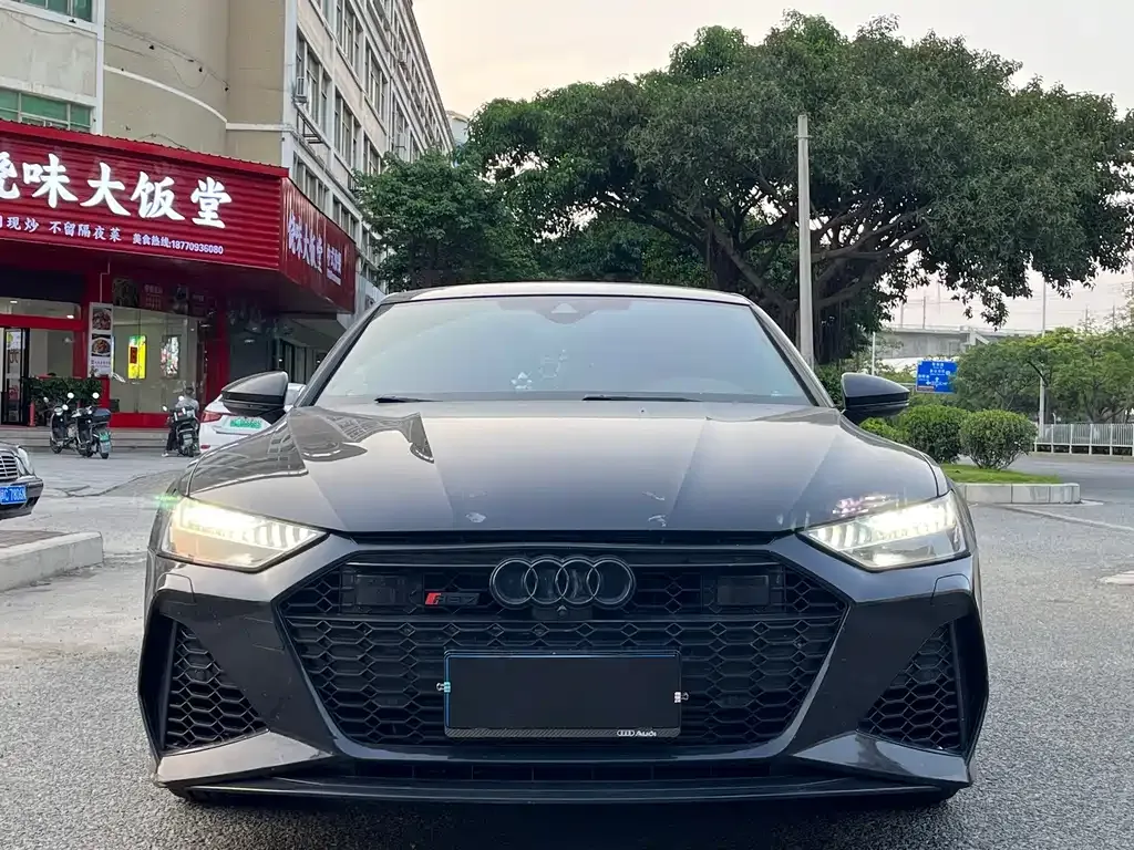 Audi A7L — фото 6