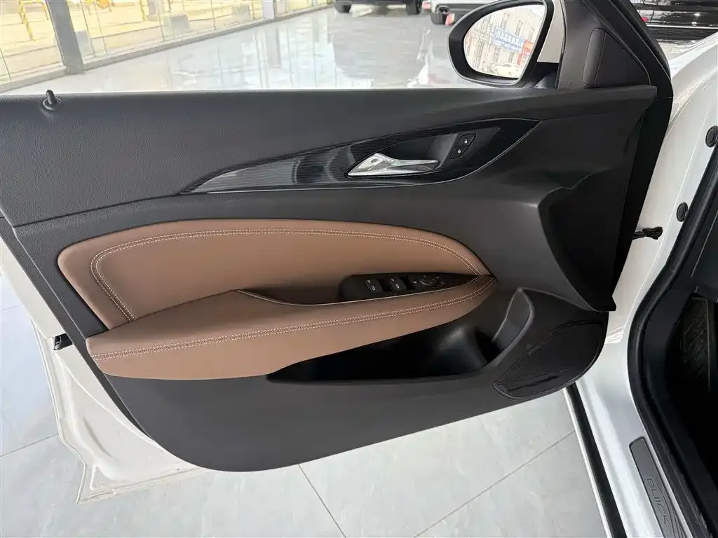 Buick Regal — фото 4