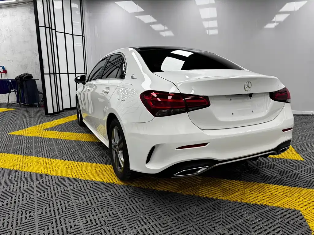 Mercedes-Benz A-Class — фото 10