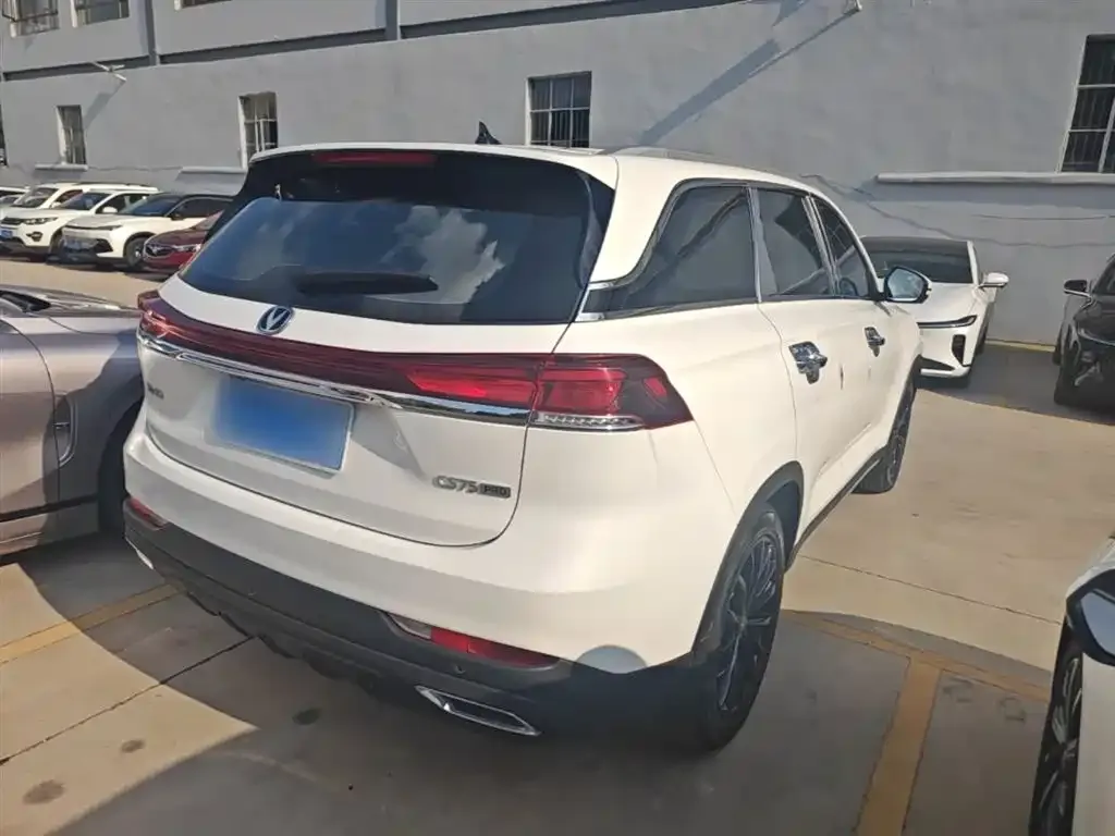 Changan CS75 — фото 10