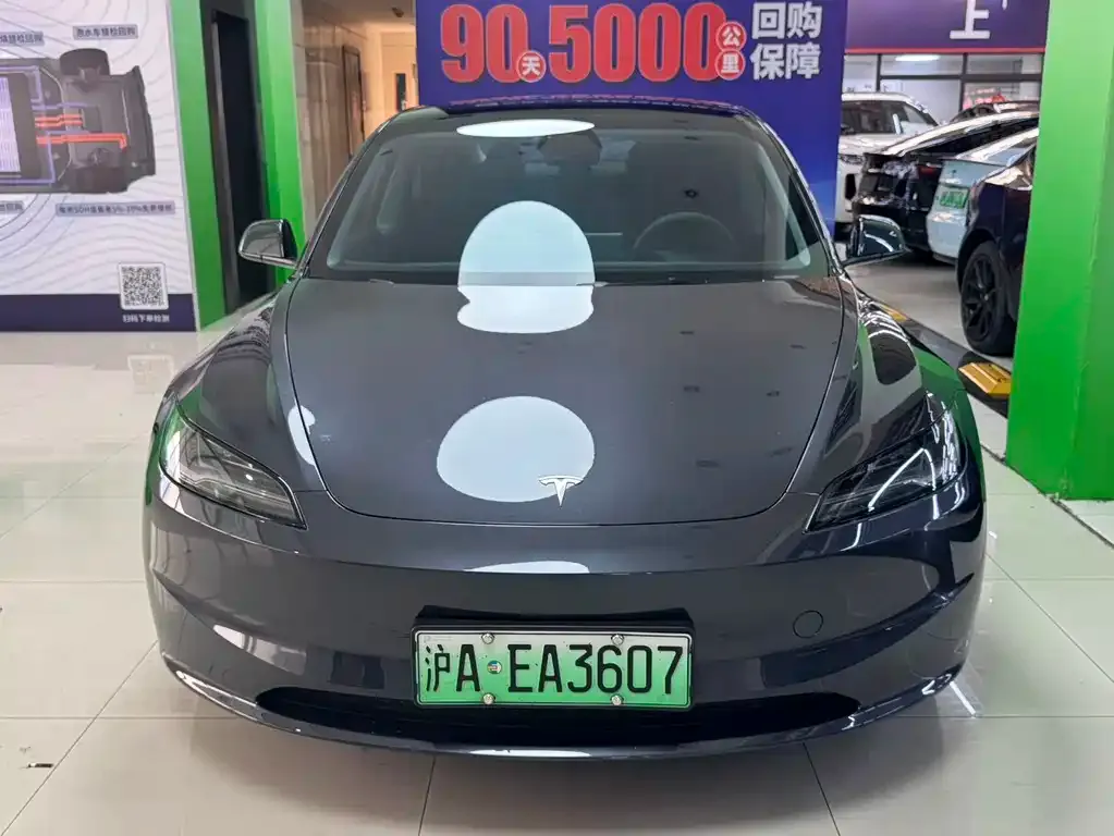 Tesla Model 3 — фото 3