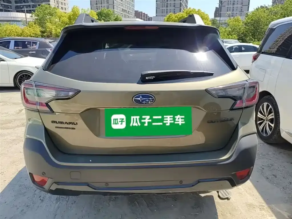 Subaru Outback 2022 из CN, фото 2