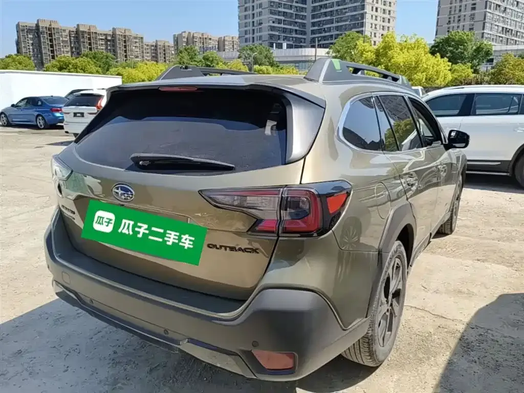 Subaru Outback 2022 из CN, фото 9