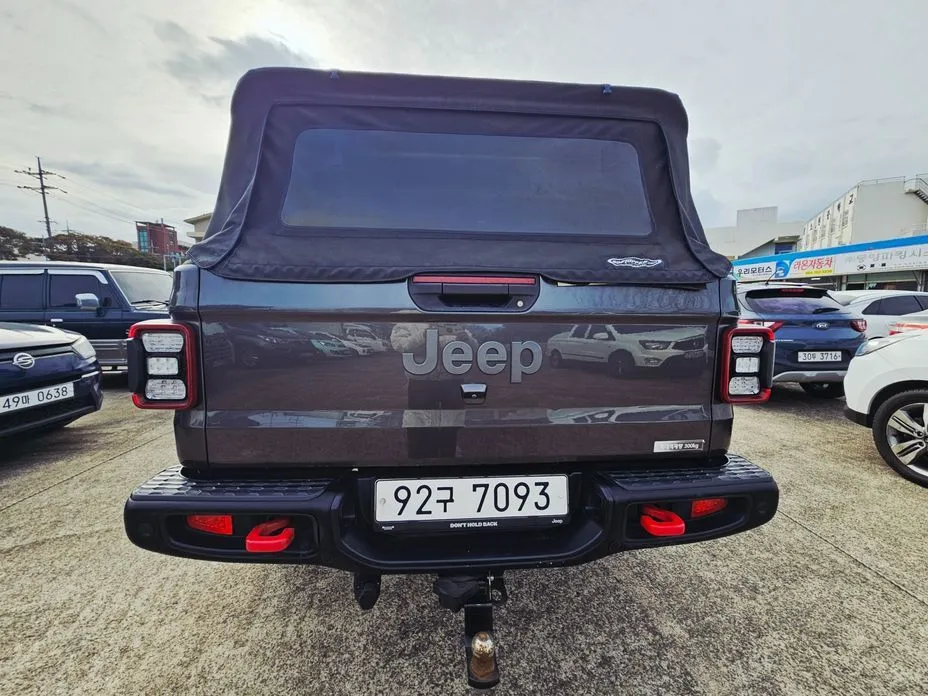 Jeep Gladiator 2021 из KR, фото 2