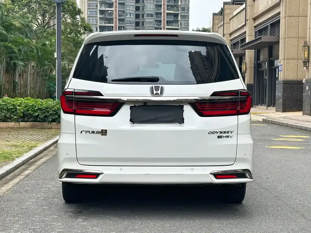 Honda Odyssey — фото 3