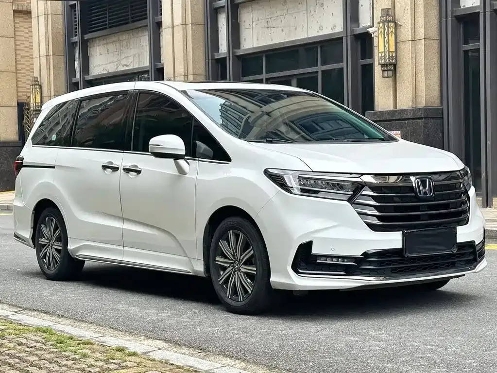 Honda Odyssey — фото 9