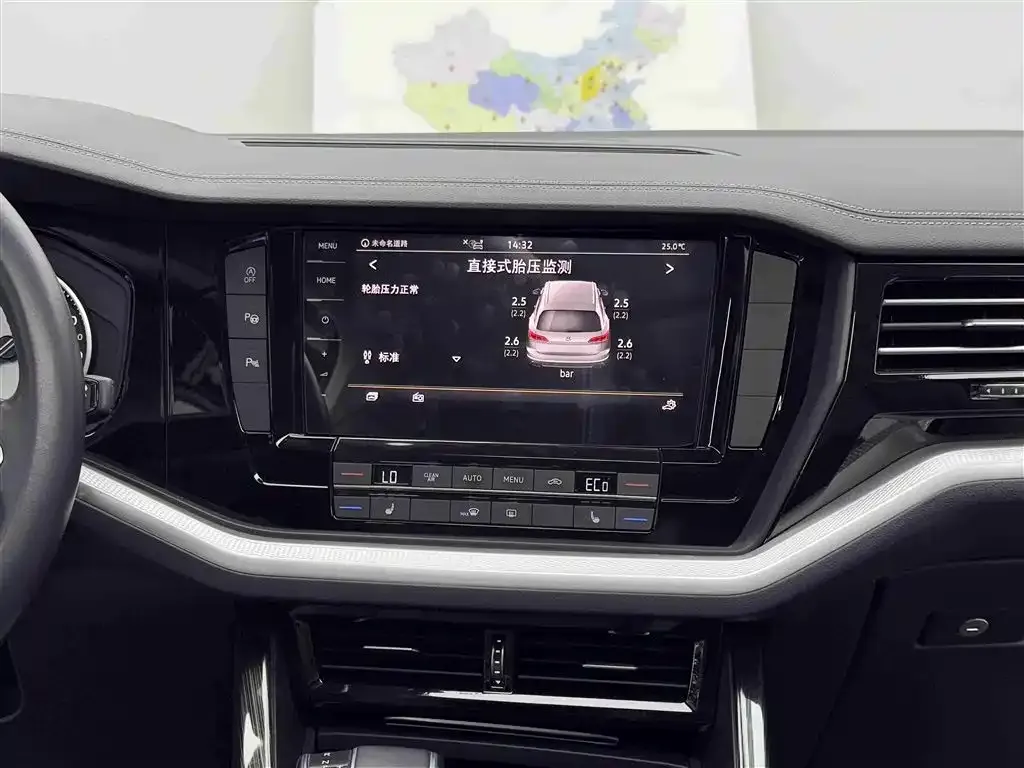 Volkswagen Touareg 2023 из CN, фото 2