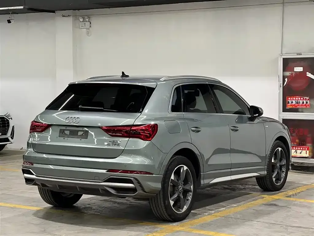 Audi Q3 — фото 5