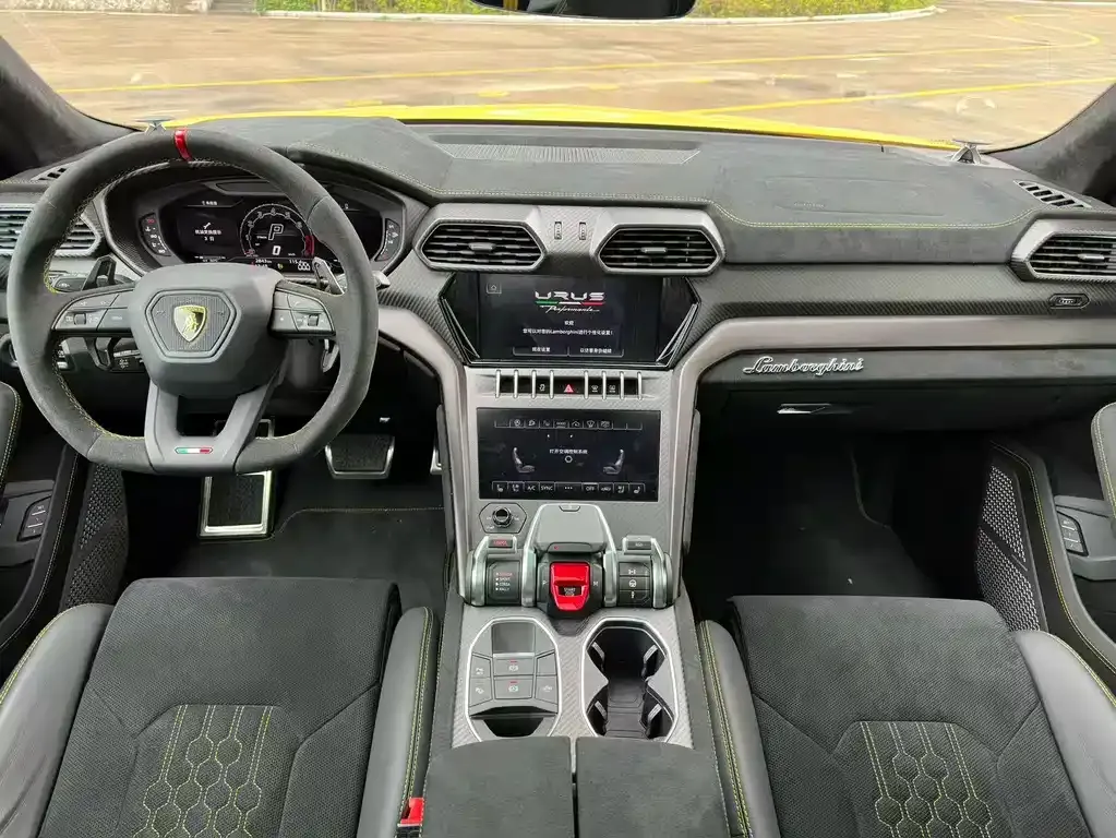 Lamborghini Urus — фото 3