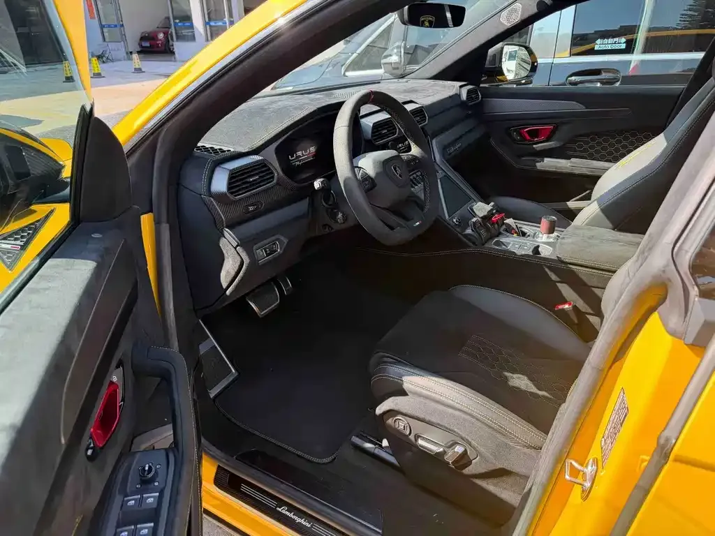 Lamborghini Urus — фото 5