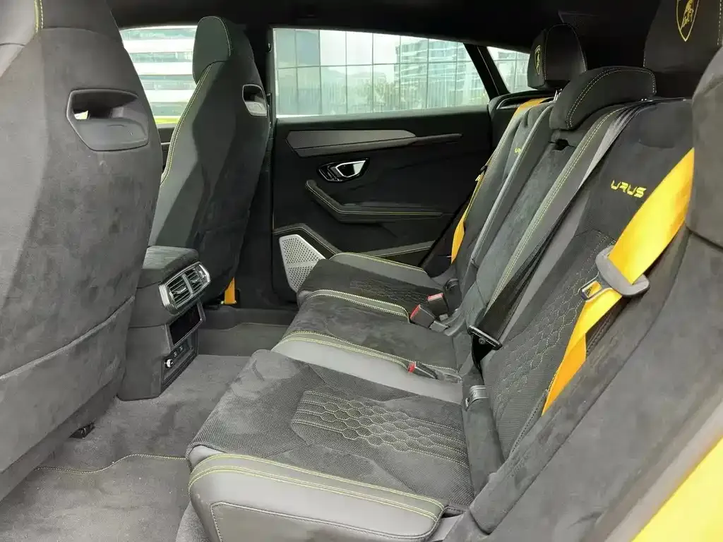 Lamborghini Urus — фото 4