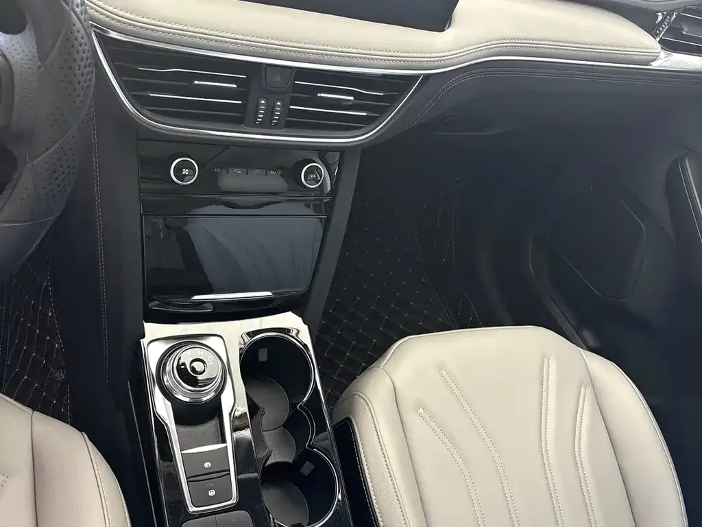 Ford Escape 2025 из CN, фото 3