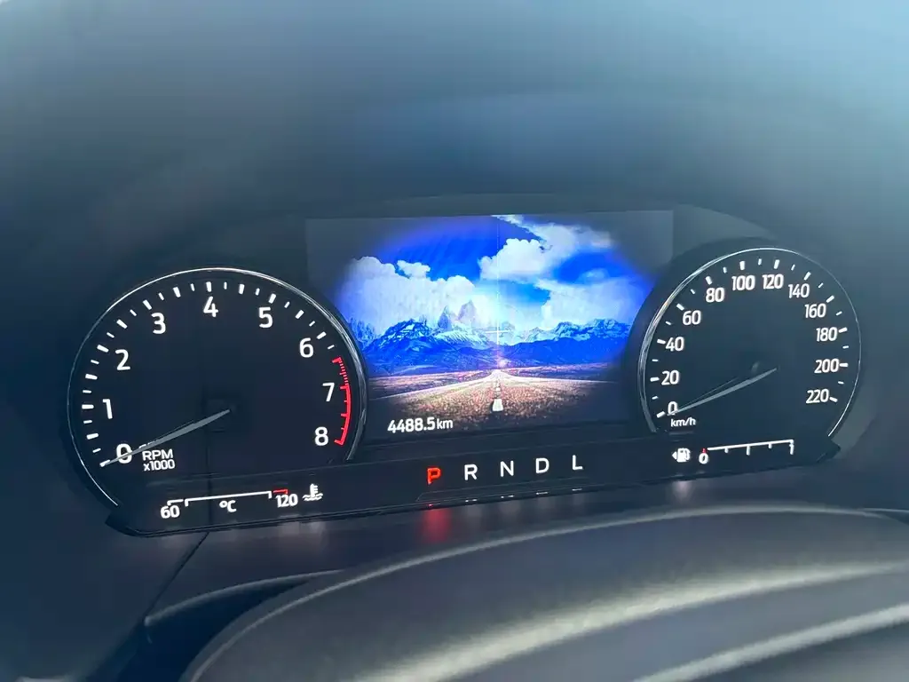 Ford Escape 2025 из CN, фото 4