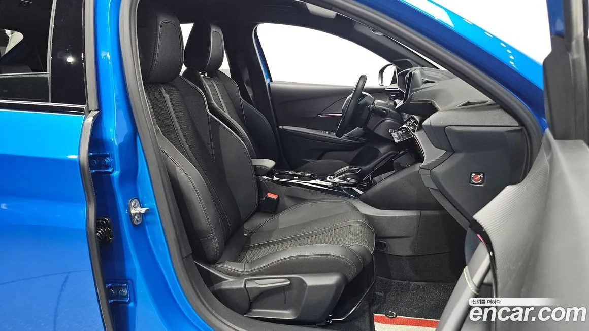 Peugeot 208 2021 из KR, фото 6