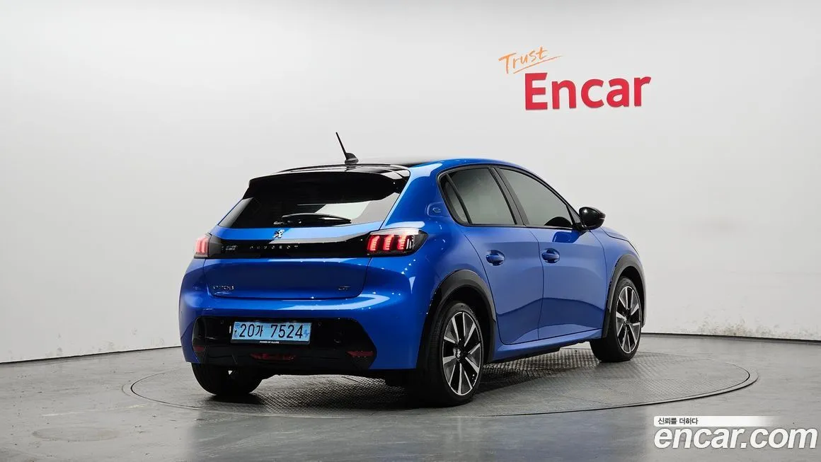 Peugeot 208 2021 из KR, фото 5