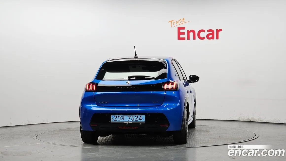Peugeot 208 2021 из KR, фото 2
