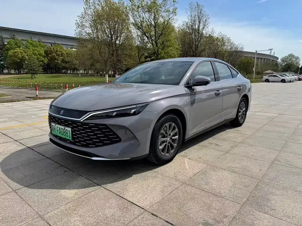 BYD Qin L — фото 1