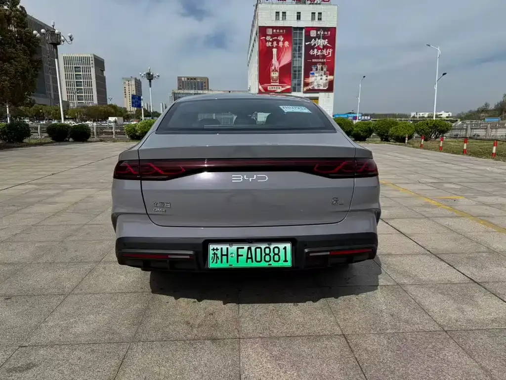 BYD Qin L — фото 4