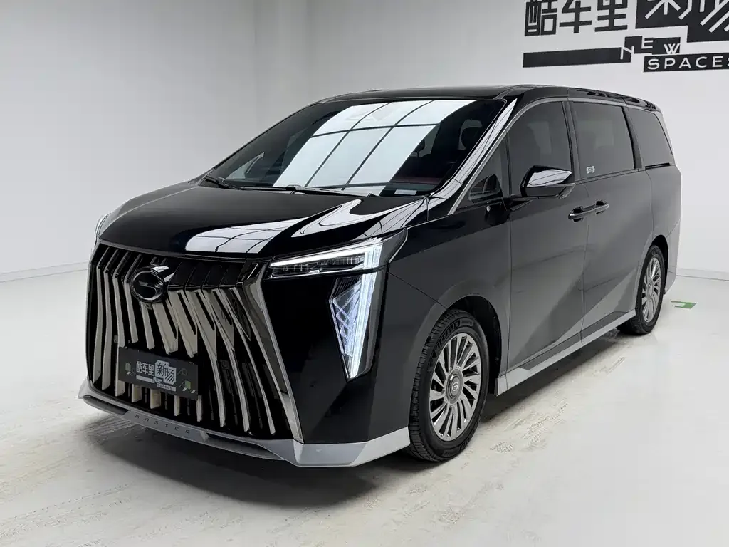 GAC Motor Trumpchi M8 — фото 1