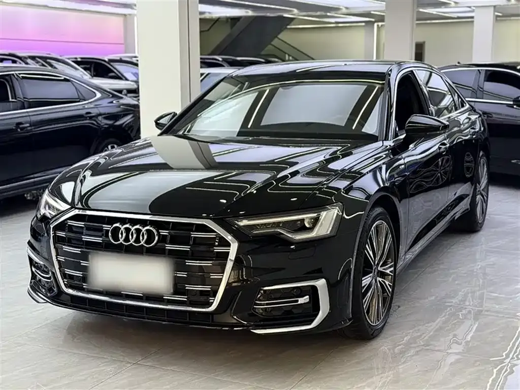Audi A6L — фото 10