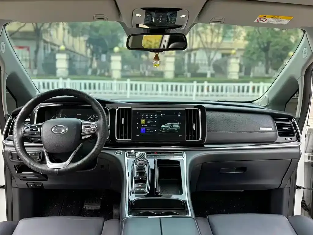 GAC Motor Trumpchi M8 — фото 6