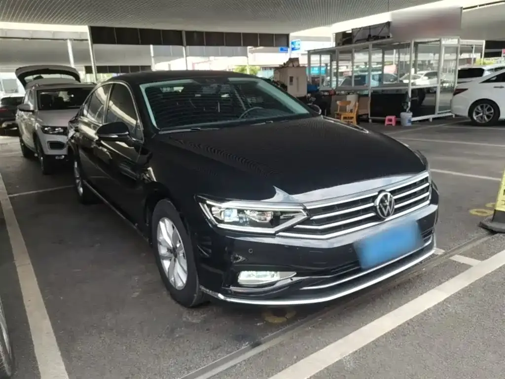 Volkswagen Magotan 2022 из CN, фото 7