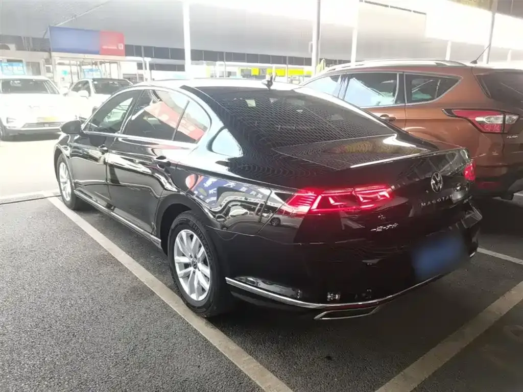 Volkswagen Magotan 2022 из CN, фото 10