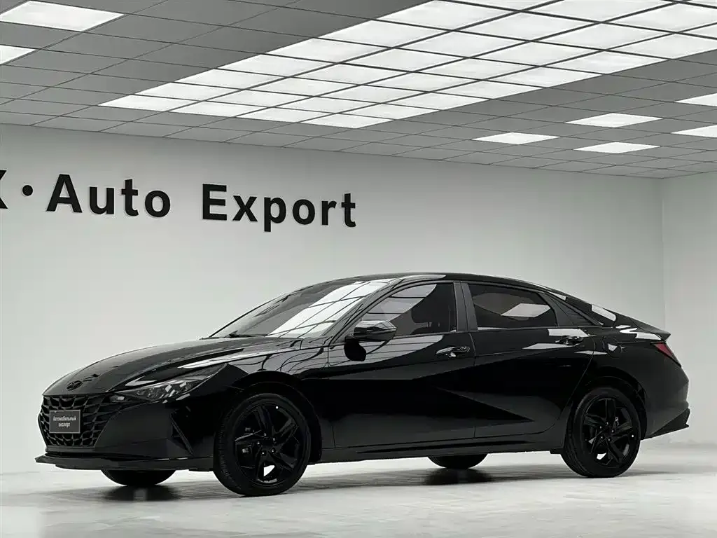 Hyundai Elantra — фото 4