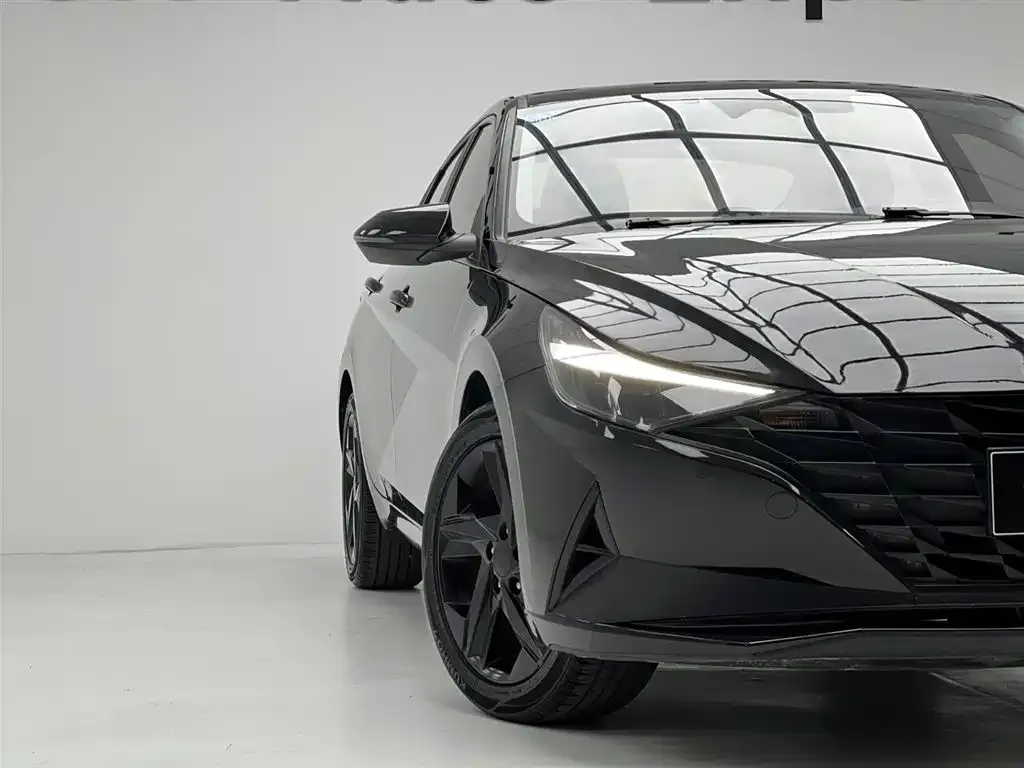 Hyundai Elantra — фото 6
