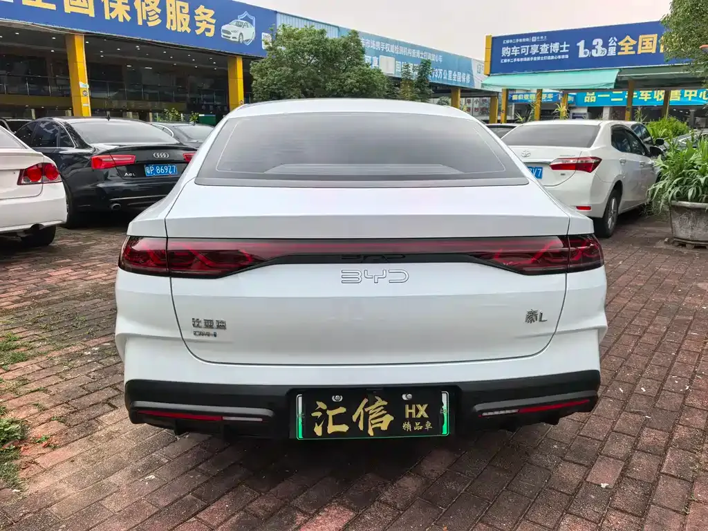 BYD Qin L — фото 9