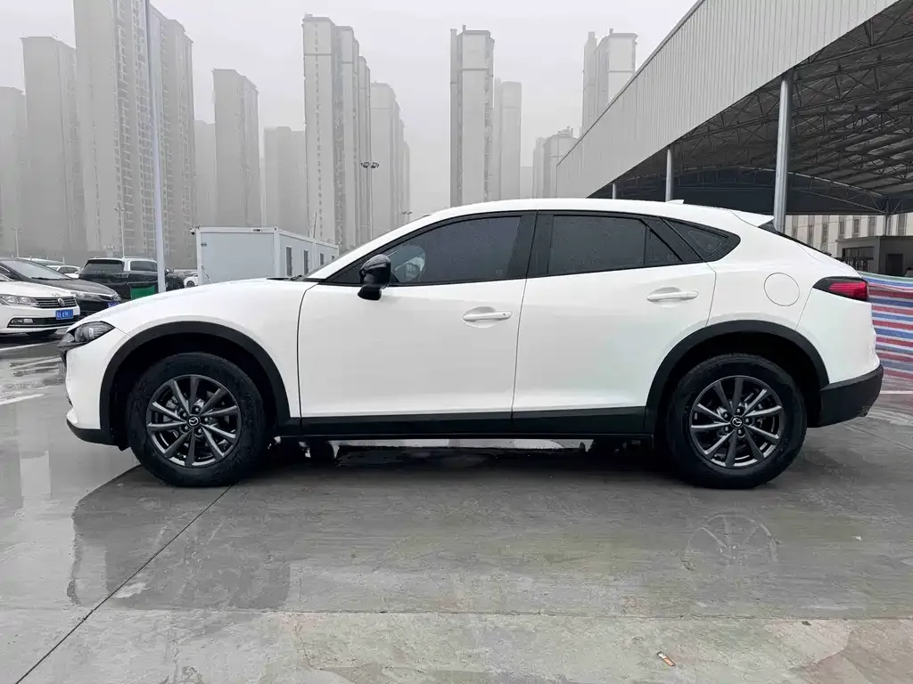 Mazda CX-4 — фото 8