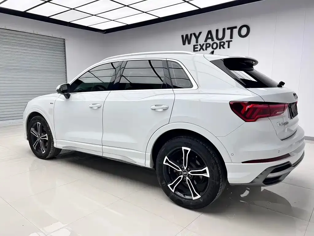 Audi Q3 — фото 8