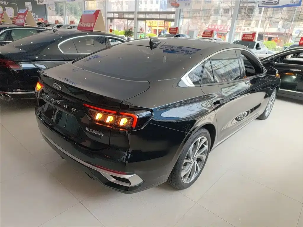 Ford Mondeo 2024 из CN, фото 3
