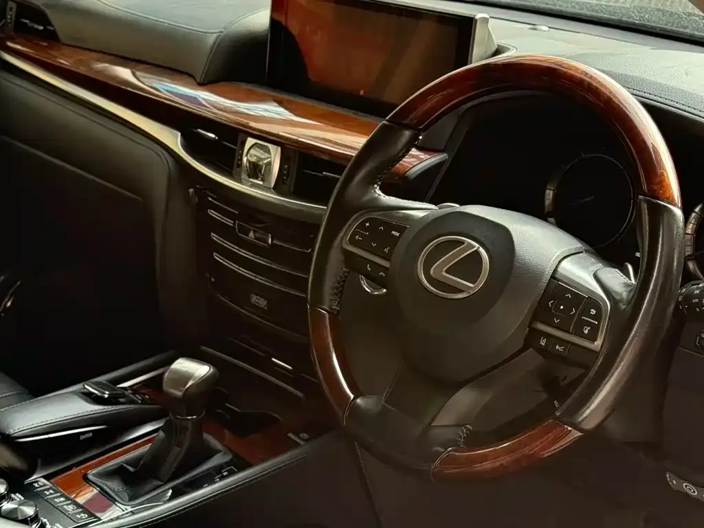 Lexus LX 2022 из CN, фото 9