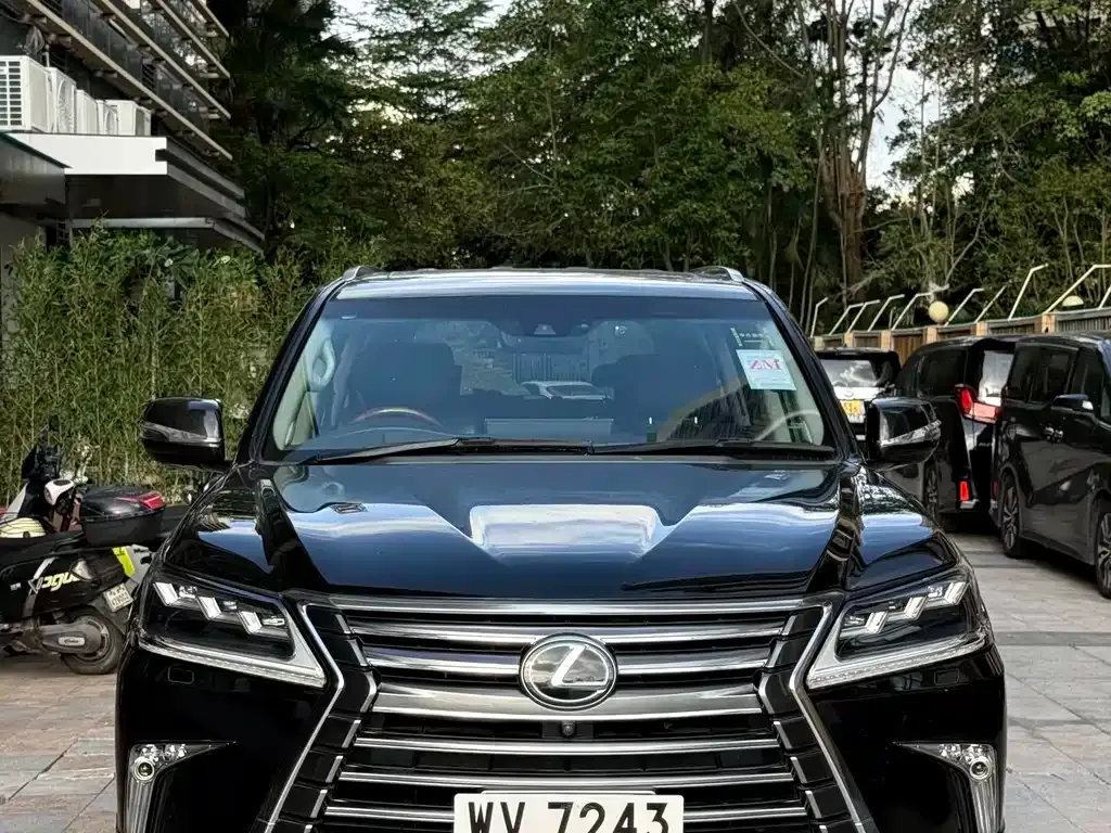 Lexus LX 2022 из CN, фото 8