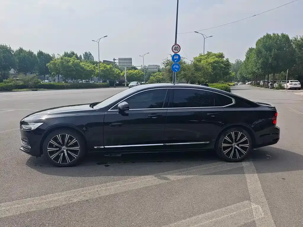 Volvo S90 — фото 9