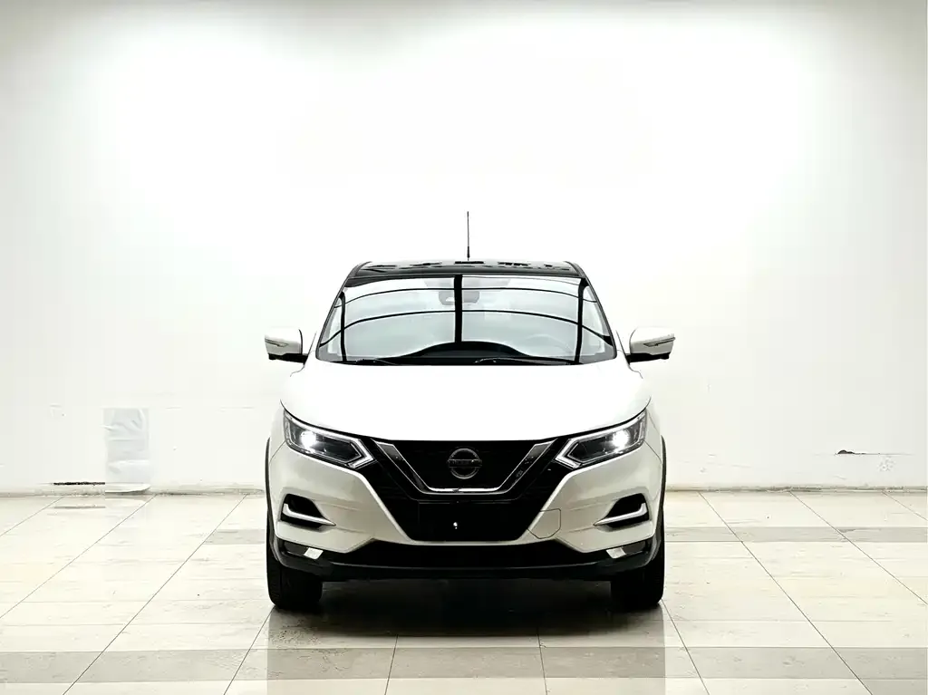 Nissan Qashqai — фото 2