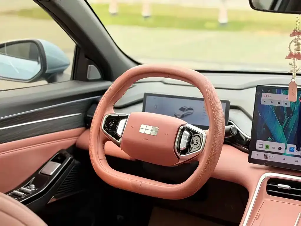 Geely Galaxy L6 — фото 10