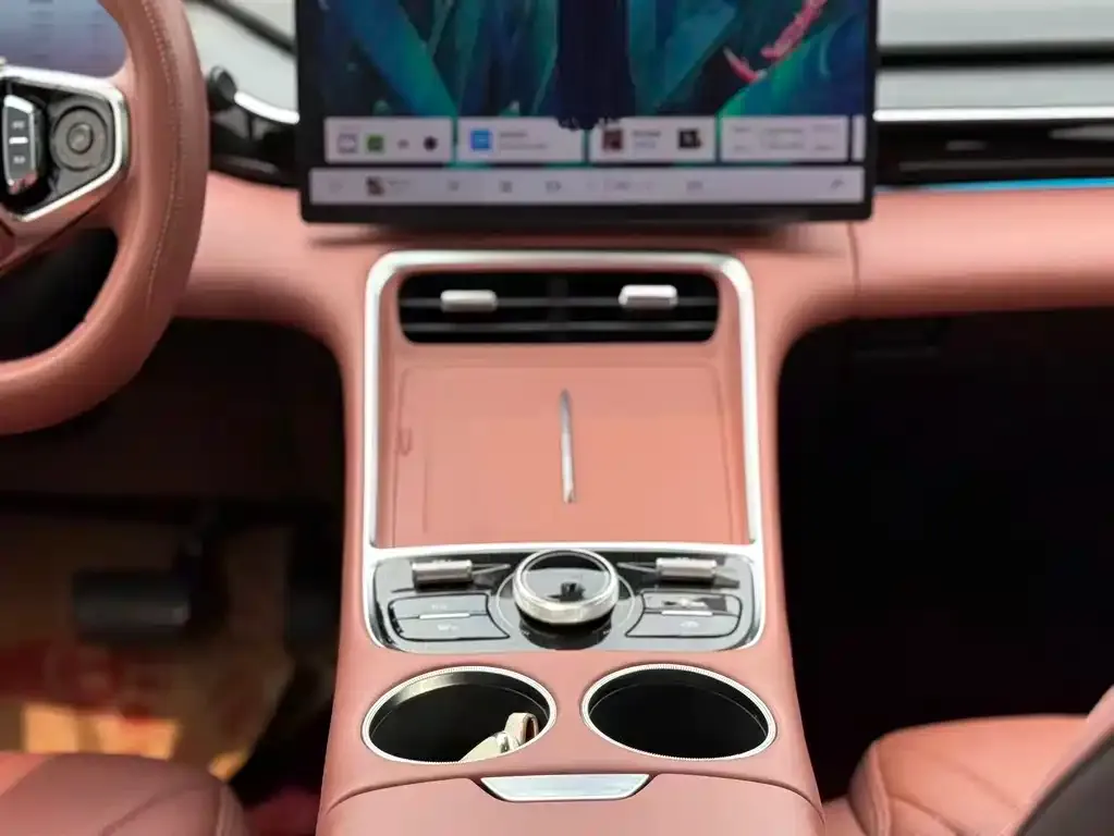 Geely Galaxy L6 — фото 2
