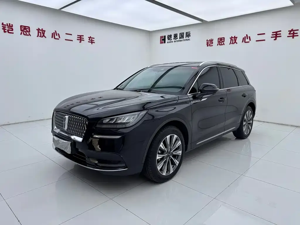 Lincoln Corsair — фото 1