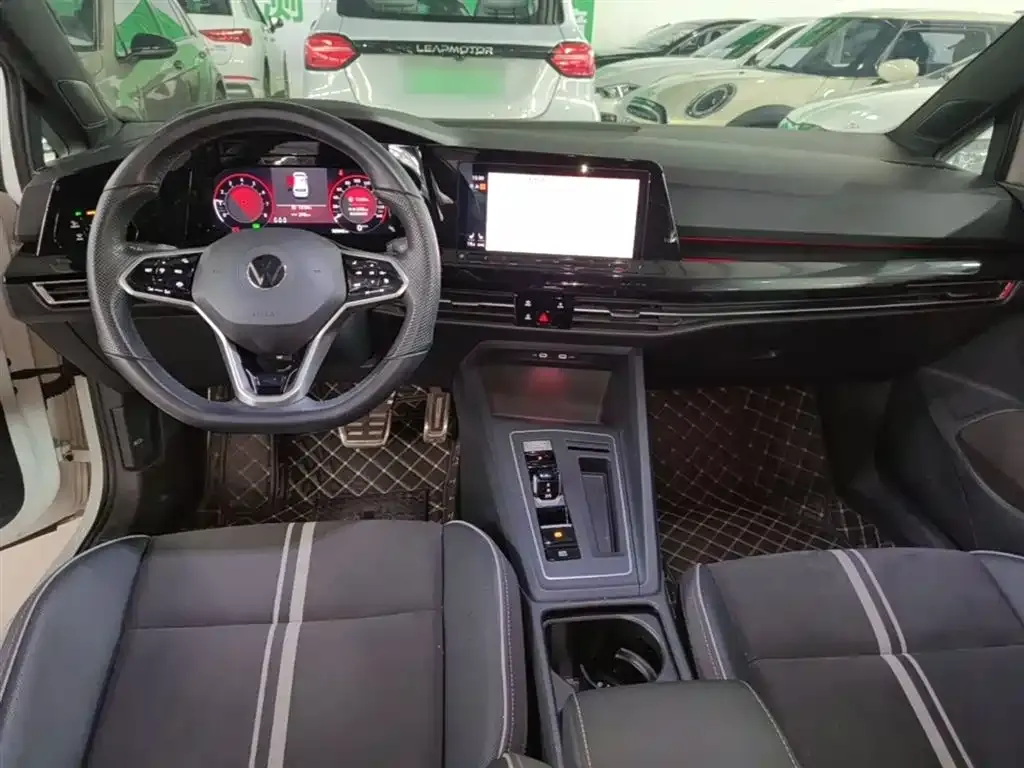 Volkswagen Golf 2021 из CN, фото 8