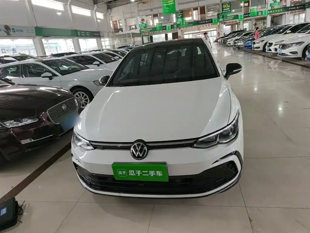 Volkswagen Golf 2021 из CN, фото 4