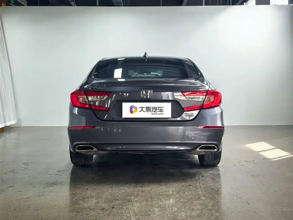 Honda Accord — фото 5