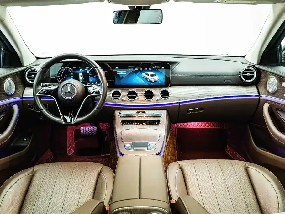 Mercedes-Benz E-Class — фото 10